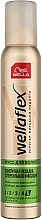 Ultra Strong Hold Hair Styling Foam Wella Wellaflex